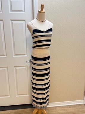 Freshman 1996 Black & Cream Striped Knit Crochet 2 Piece Maxi Skirt Set M